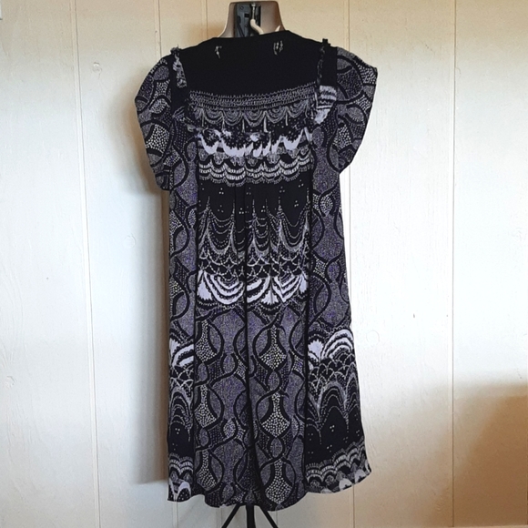 **3/$25**  TWINKLE by WENLAN Lightwight Loose Fit Dress - Attached Lining Size 4 - Picture 4 of 6